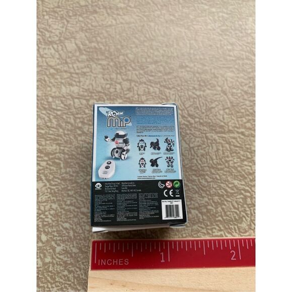 Mini Brands WowWee Robot Toy Zuru RC Mini MiP #32-5 Surprise Series 2 - Picture 2 of 4